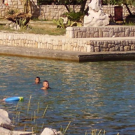 Water View Brand New Apartment, Short Stroll To Beach, Peaceful! Košljun Εξωτερικό φωτογραφία