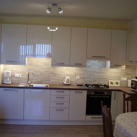 Water View Brand New Apartment, Short Stroll To Beach, Peaceful! Košljun Εξωτερικό φωτογραφία