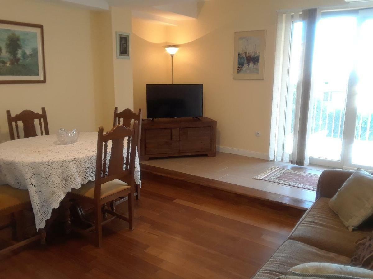 Water View Brand New Apartment, Short Stroll To Beach, Peaceful! Košljun Εξωτερικό φωτογραφία