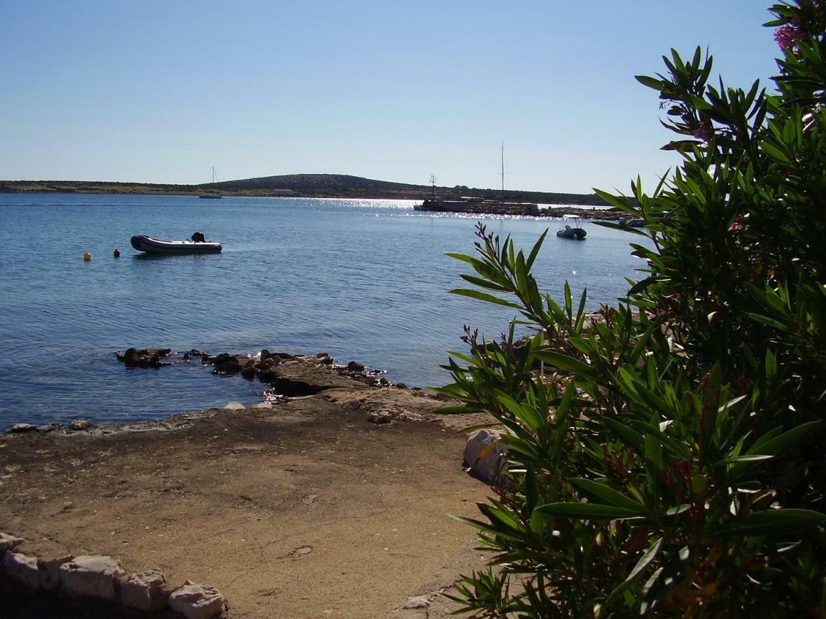 Water View Brand New Apartment, Short Stroll To Beach, Peaceful! Košljun Εξωτερικό φωτογραφία