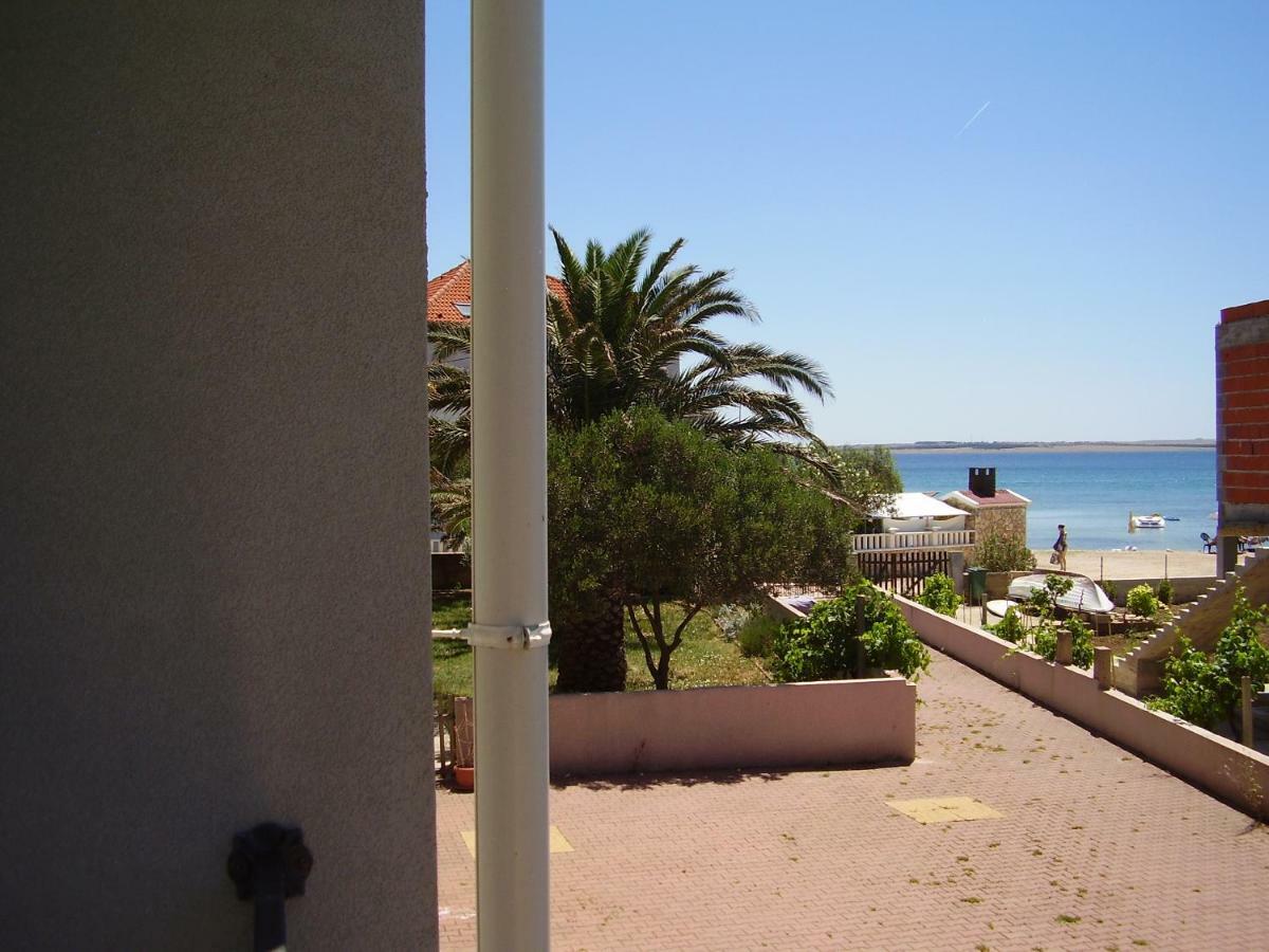Water View Brand New Apartment, Short Stroll To Beach, Peaceful! Košljun Εξωτερικό φωτογραφία